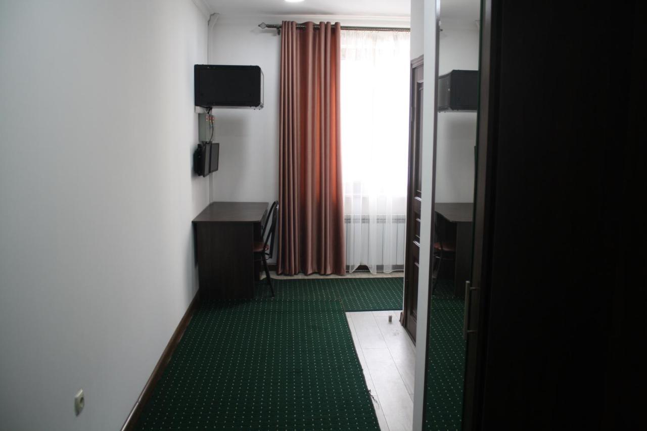 Saty Guest House Extérieur photo