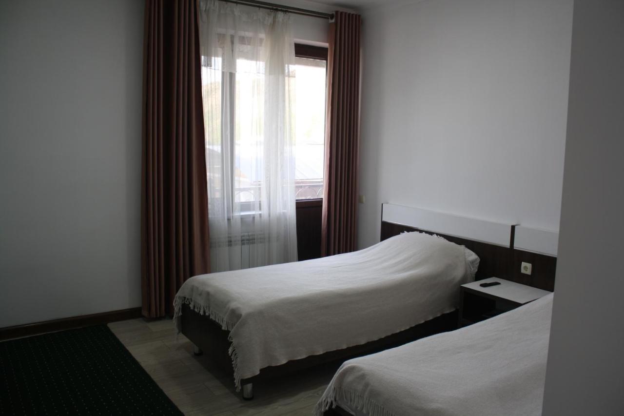Saty Guest House Extérieur photo